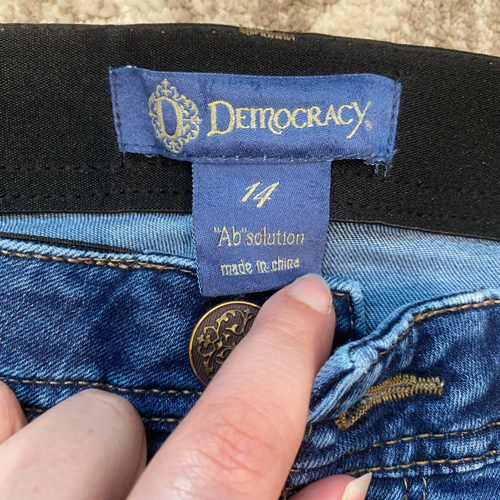 Jeans - Picture 5 of 6